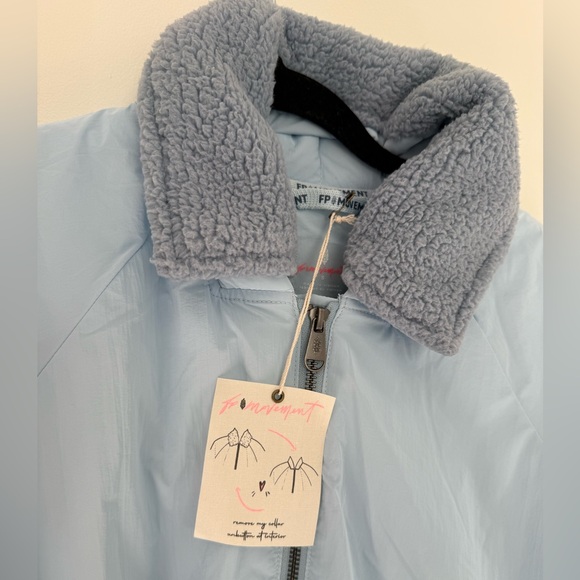 NWT Free People Blue Puffer Bomber Outpost Jacket size small - Picture 5 of 9